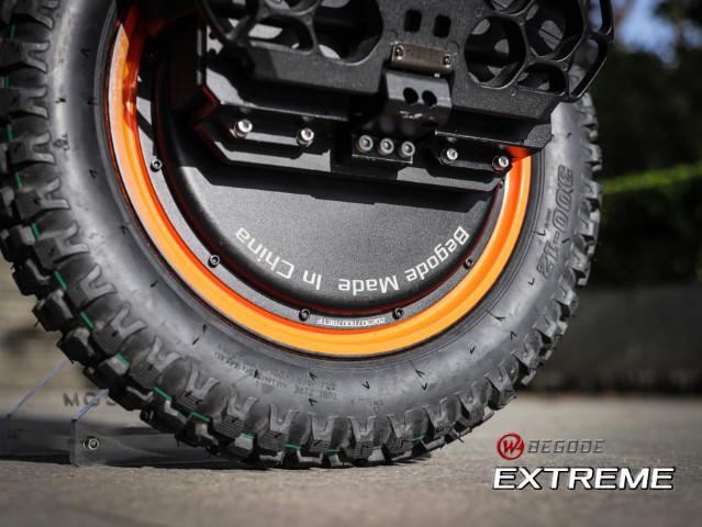 Begode Extreme, 2,400WH Battery, 3,500W Motor, Suspension, Deposit - tire